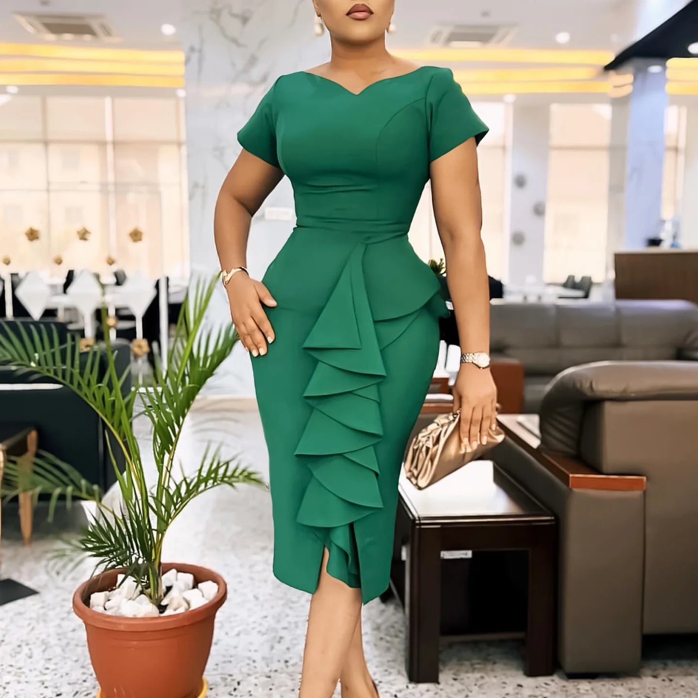 SilhouetteSophistiqué Ruffle Dress